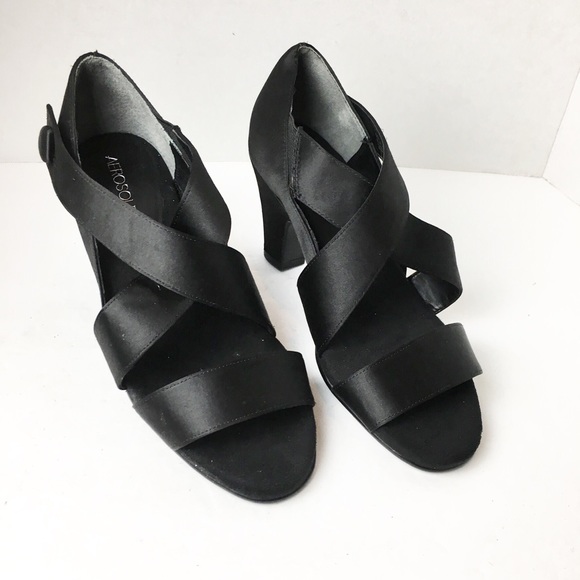 AEROSOLES Shoes - SZ 7 Black Aerosols Satin Cross Cross Sandals